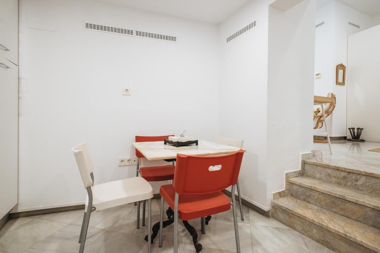 Apartamento Cerca De La Catedral Севилья Экстерьер фото